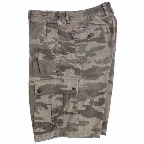 LUCKY BRAND Camouflage Cargo Shorts Size 33 Gorpcore Utility Outdoors Unisex - Picture 2 of 11